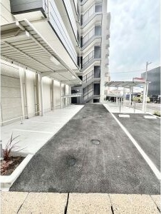 S-RESIDENCE野並駅前broadの駐車場