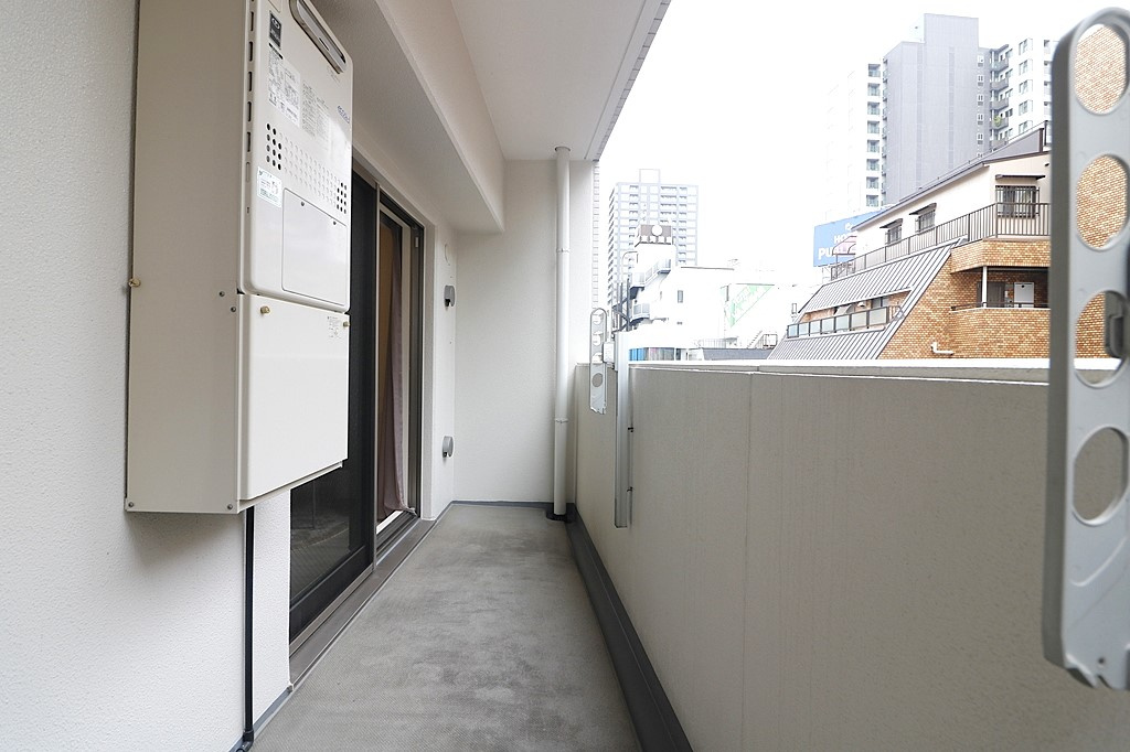 ダイナシティ上本町のバルコニー