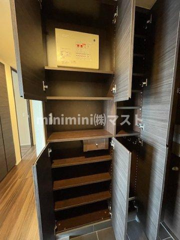 プラウドタワー安堂寺の収納