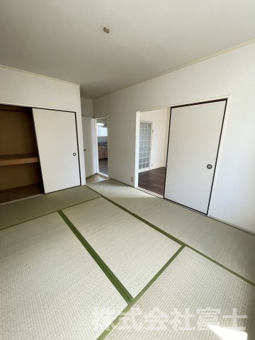 ヒルサイド杉山の和室