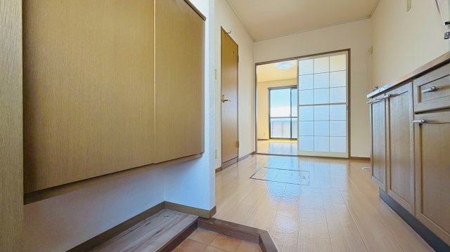 シャルマンSの玄関|※対象不動産同タイプ別部屋となります。