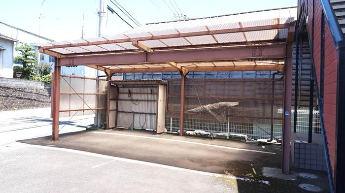 シャルマンSの設備