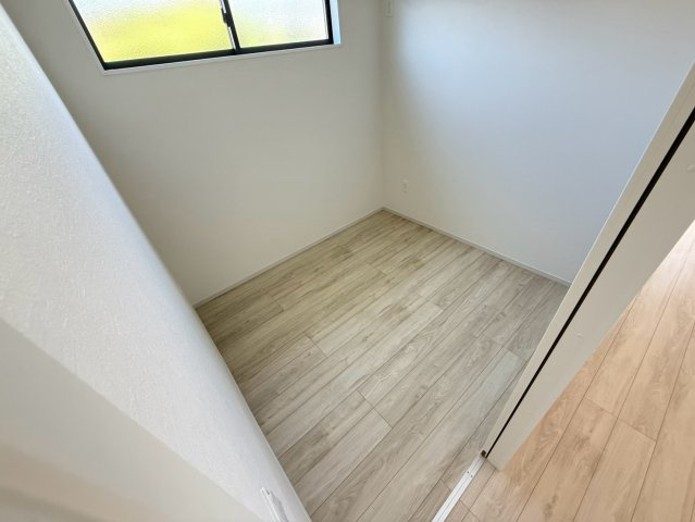 ケイアイテラス／北区楠３期／１号棟の洋室