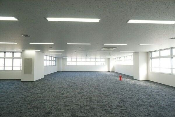 東朋ビル