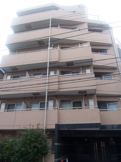 【外観】 | セントエルモ阿佐ヶ谷北 | 鉄筋コンクリート造のがっちりとした建物。