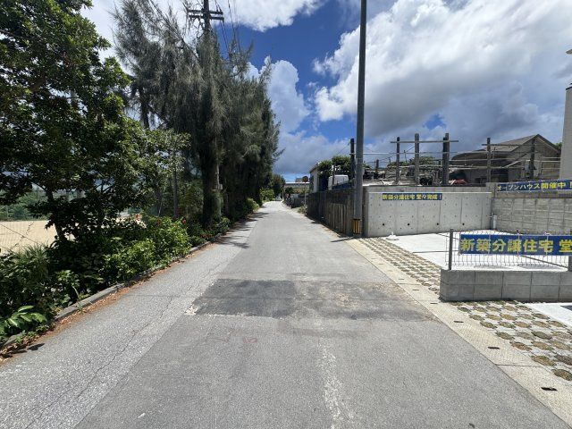 浦添市沢岻（全5棟）B号棟の駐車場|※同仕様写真です
