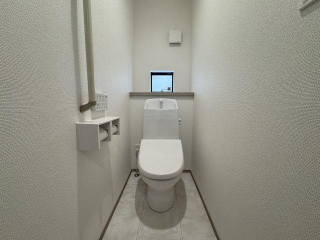 浦添市沢岻（全5棟）B号棟のトイレ|※同仕様写真です