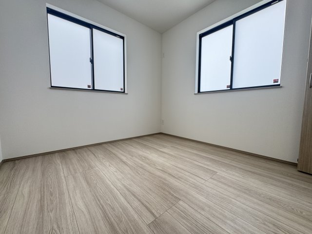 浦添市沢岻（全5棟）B号棟の洋室|※同仕様写真です