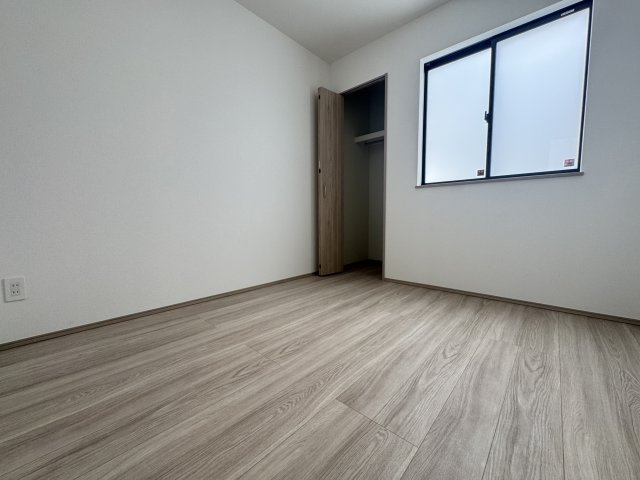 浦添市沢岻（全5棟）B号棟の洋室|※同仕様写真です