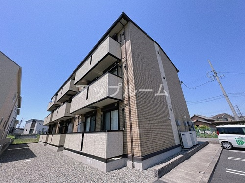 春日井市松河戸町６丁目のアパート