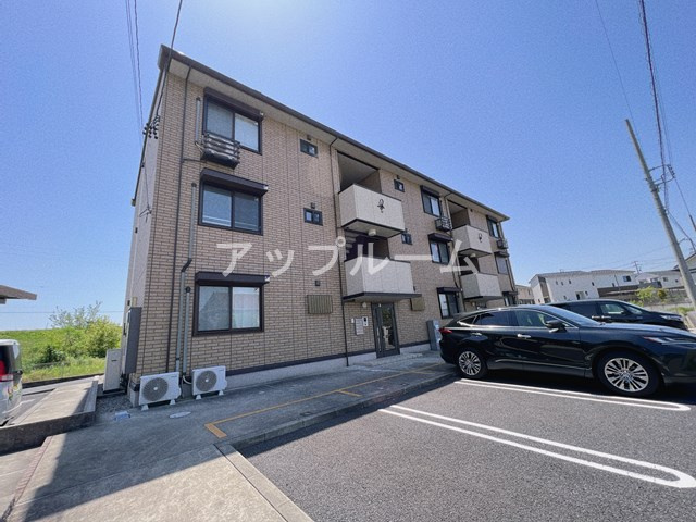 春日井市松河戸町６丁目のアパートの外観