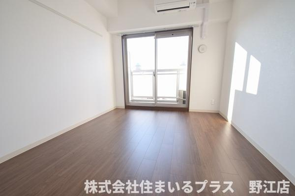 グランカリテ大阪城ＥＡＳＴの居間・リビング