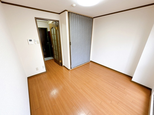 【寝室】