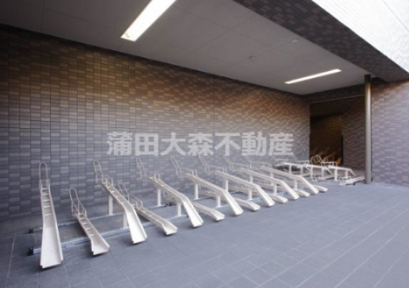 ルーブル大鳥居参番館のその他共用部分|屋根付き駐輪場