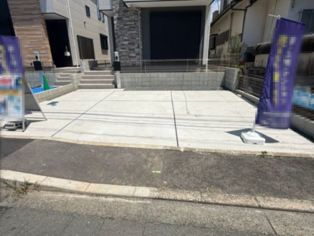 ケイアイテラス／北区楠３期／２号棟の駐車場