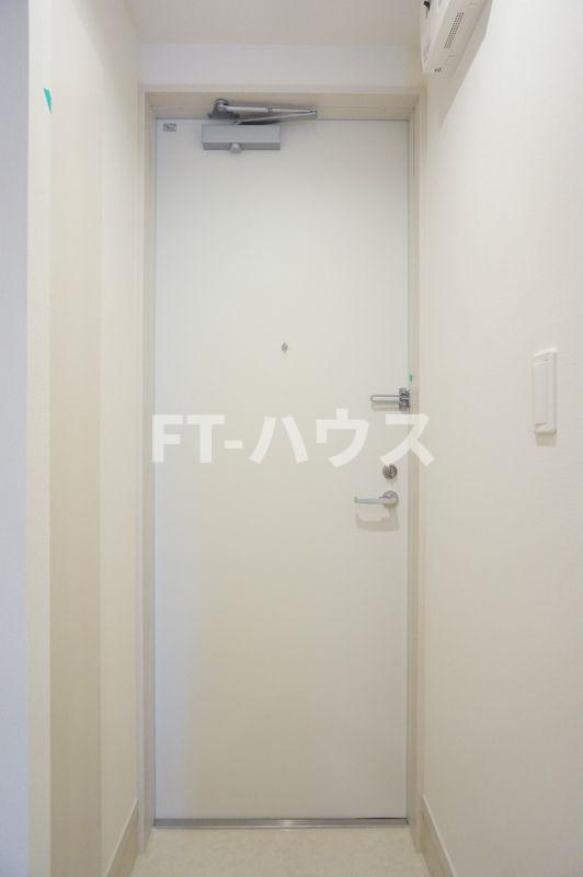 グレイス美浜の玄関