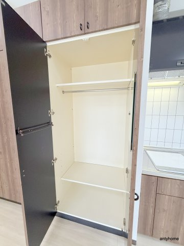 グラスホッパー　仲介手数料無料の収納