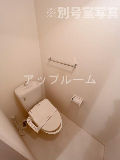 ピアチェーレＫ B棟のトイレ