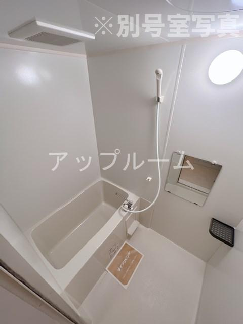 ピアチェーレＫ B棟の浴室