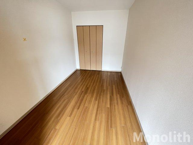 貝塚市澤の賃貸マンションの洋室