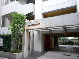 【エントランス】 | プラウドフラット三軒茶屋