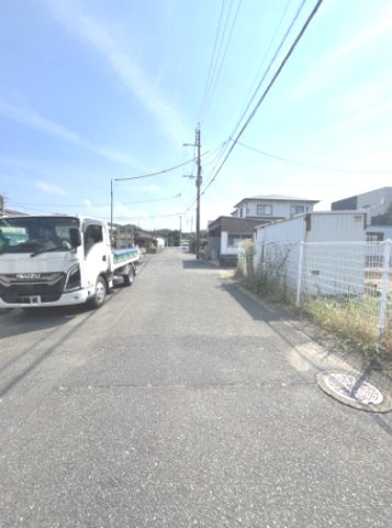 福岡市西区今津の新築一戸建の前面道路含む現地写真