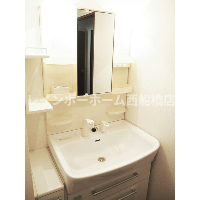 サンワード南行徳の独立洗面台