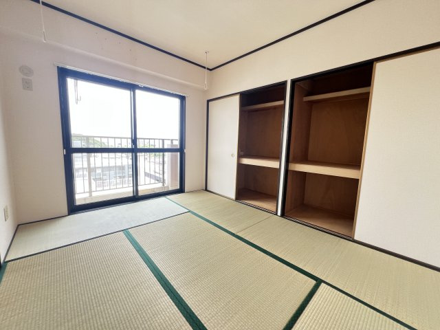 ハーヴェスト本郷の和室