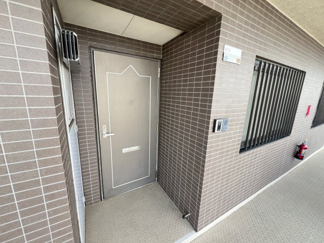 ハーヴェスト本郷のエントランス