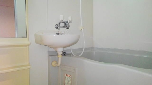 シャンテ吉塚の浴室