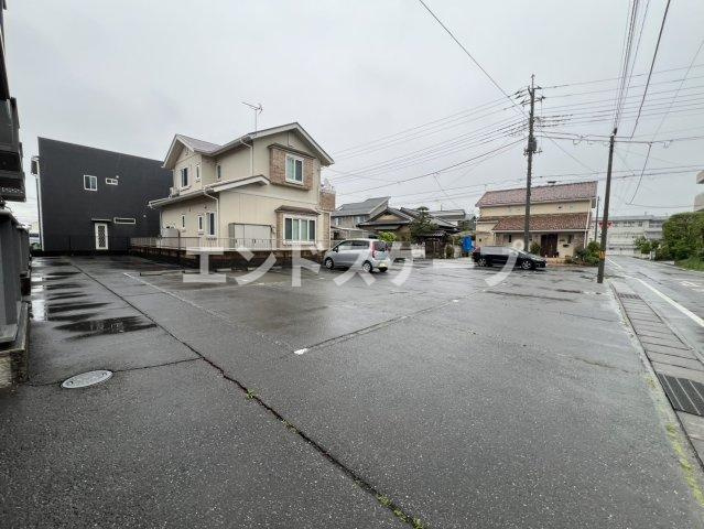 アベーテ・カーサ　Ⅱの駐車場|高崎、前橋のお部屋探しはエンドスケープまで！お客様の理想お聞かせ下さい♪