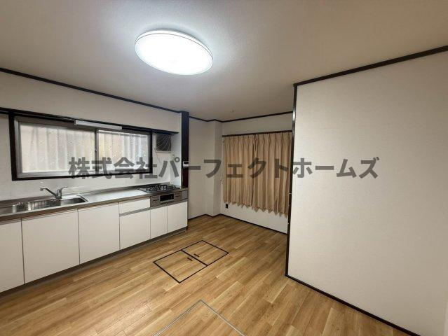 黄金野2丁目戸建　賃貸の内装|中はこのようになっています