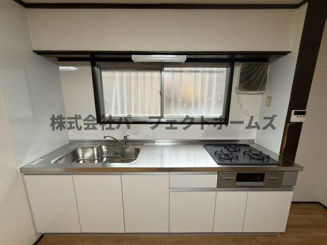 黄金野2丁目戸建　賃貸のキッチン|きれいなキッチンです