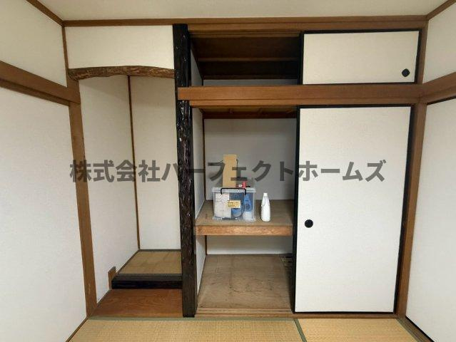 黄金野2丁目戸建　賃貸の収納|収納豊富です