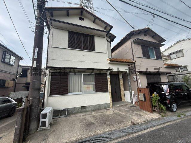 黄金野2丁目戸建　賃貸の外観|外観は落ち着いています