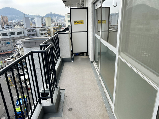 上東雲サンシャインビルのバルコニー