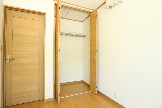 西舞子3丁目戸建の収納