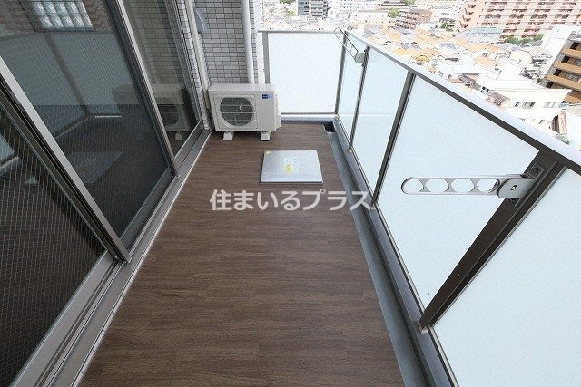 プレジオ今福鶴見のバルコニー