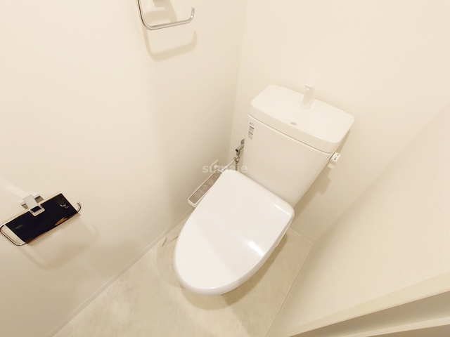 ドゥーエ大宮のトイレ|温水洗浄便座付トイレです