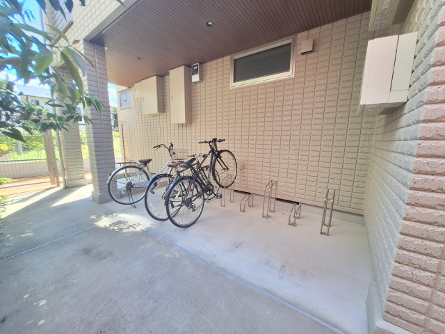 Chez toi Yonoのその他共用部分|★駐輪場★