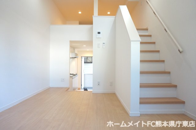 N's series 迎町(エヌズ シリーズ)の居間・リビング
