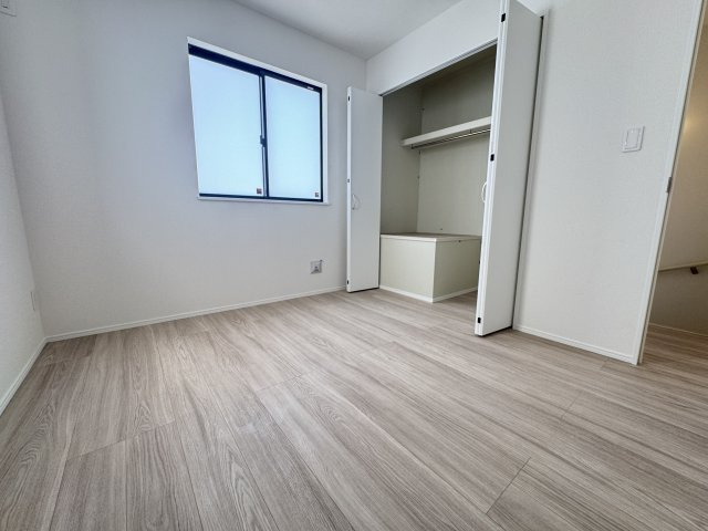 浦添市沢岻（全5棟）A号棟の洋室|※同仕様写真です