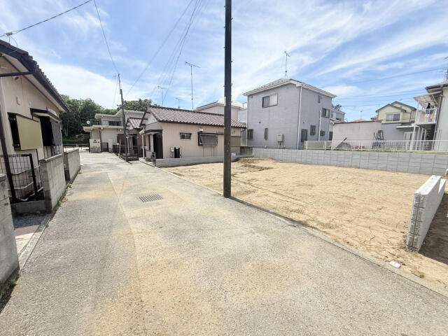 ブルーミングガーデン　千葉市花見川区検見川町５丁目３棟／１期３号棟の前面道路含む現地写真|現地写真