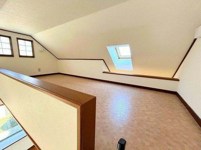 千葉市若葉区みつわ台２丁目４－１２のその他|２階南西側洋室　ロフトスペース