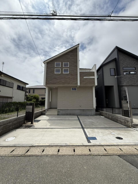 ブルーミングガーデン　千葉市稲毛区宮野木町４棟／１期３号棟の駐車場|(3)外観