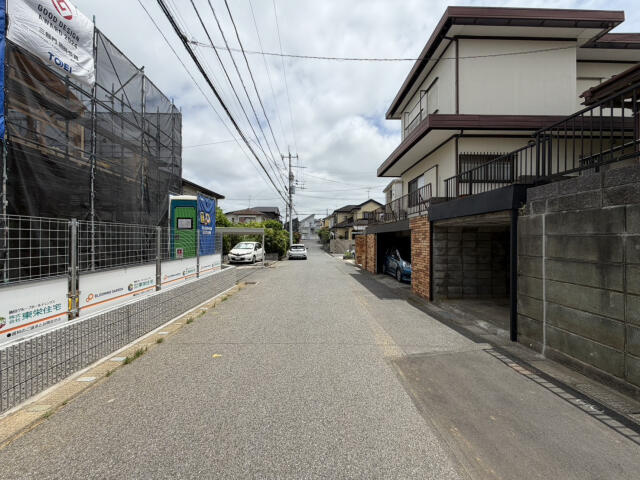 ブルーミングガーデン　千葉市緑区あすみが丘東２丁目２棟／１期１号棟の周辺|【前面道路約6.0m】