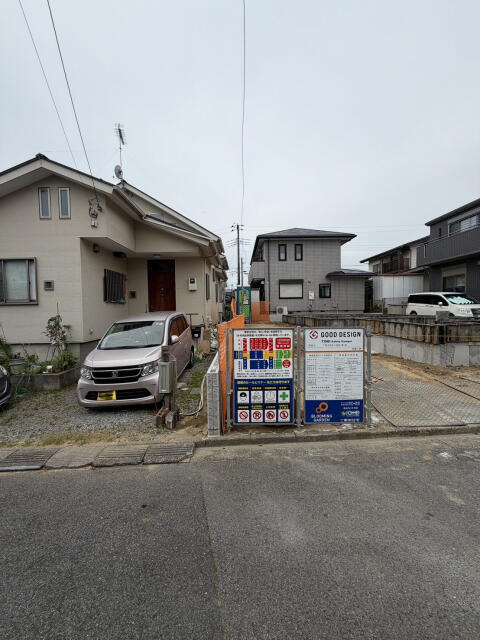 ブルーミングガーデン　千葉市緑区大椎町２期１棟／２期１号棟の駐車場|7月中旬撮影