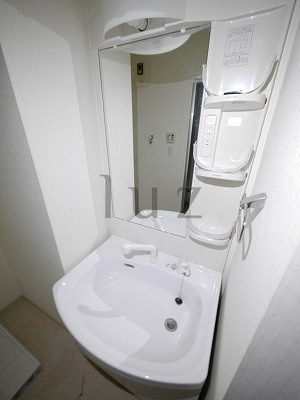 アース浅間町の洗面所