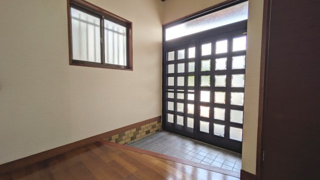 【玄関】