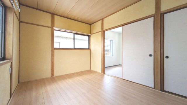 【寝室】
